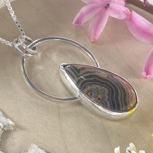 Flowering Tube Onyx Pendant Necklace - Stone Treasures by the Lake
