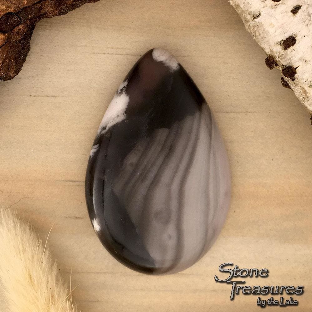 Champagne Agate Cabochon Front View - Stone Treasures by the Lake