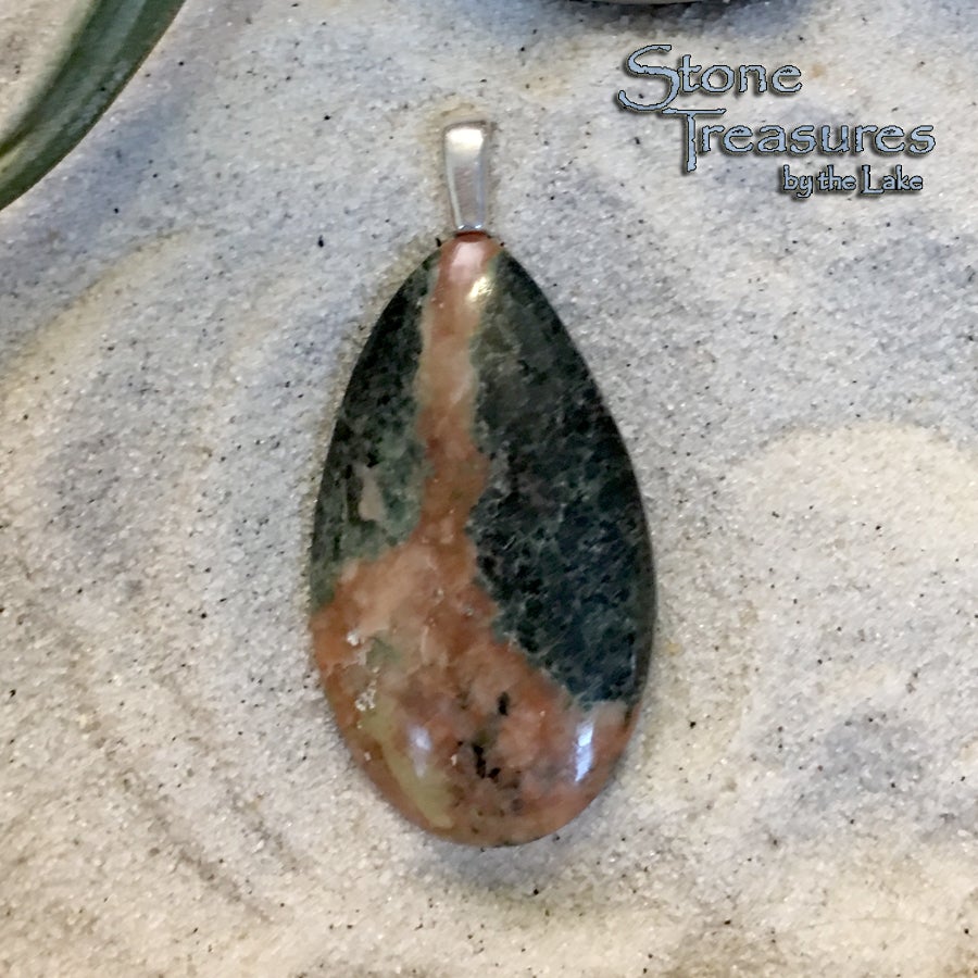 Gneiss and Feldspar - Stone Treasures by the Lake