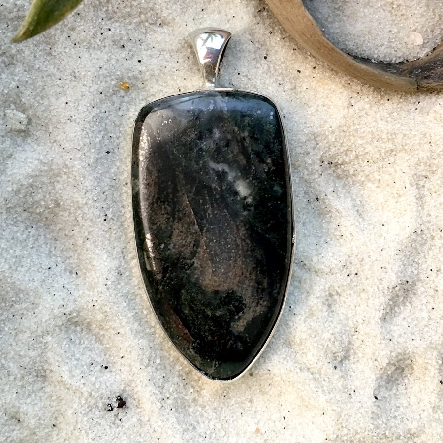 Mary Ellen Jasper - Stone Treasures by the Lake
