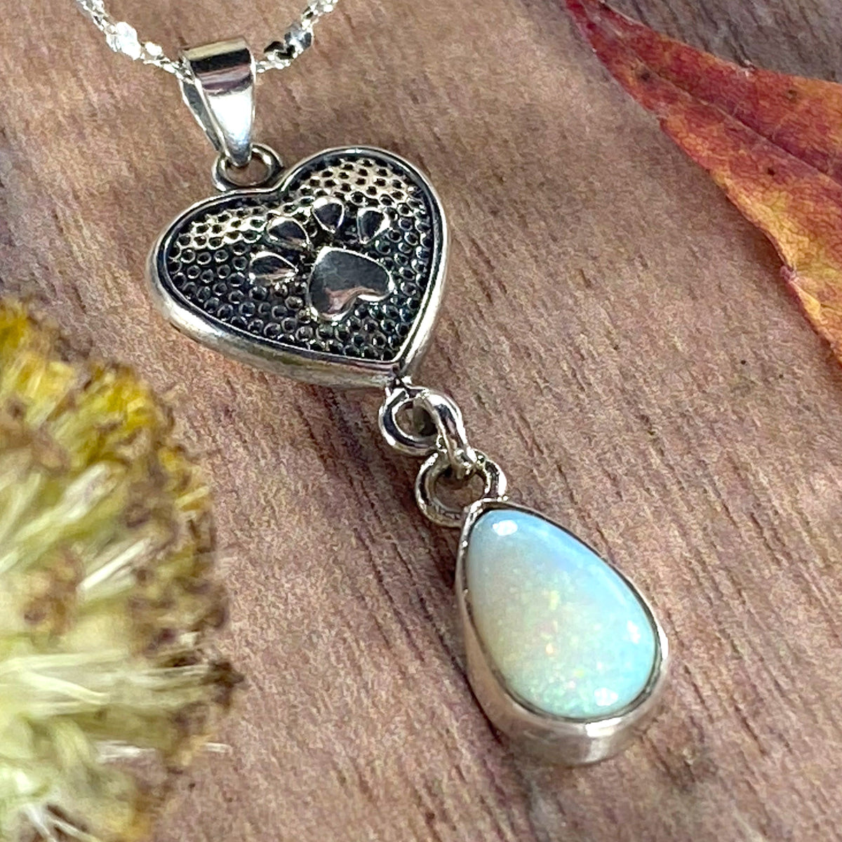 Welo Opal - Stone Treasures by the Lake