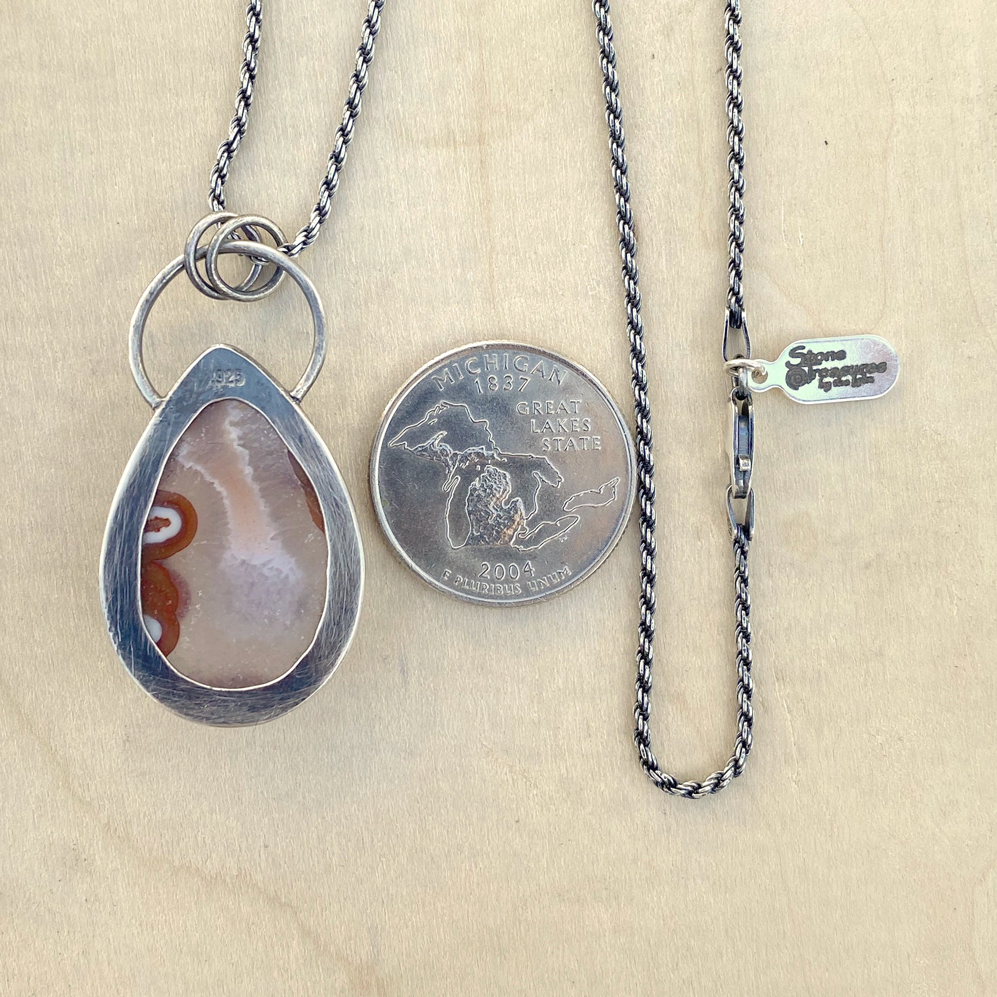 Apple Valley Lace Agate Pendant Necklace - Stone Treasures by the Lake