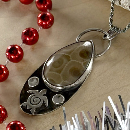 Petoskey Stone Pendant Necklace - Stone Treasures by the Lake