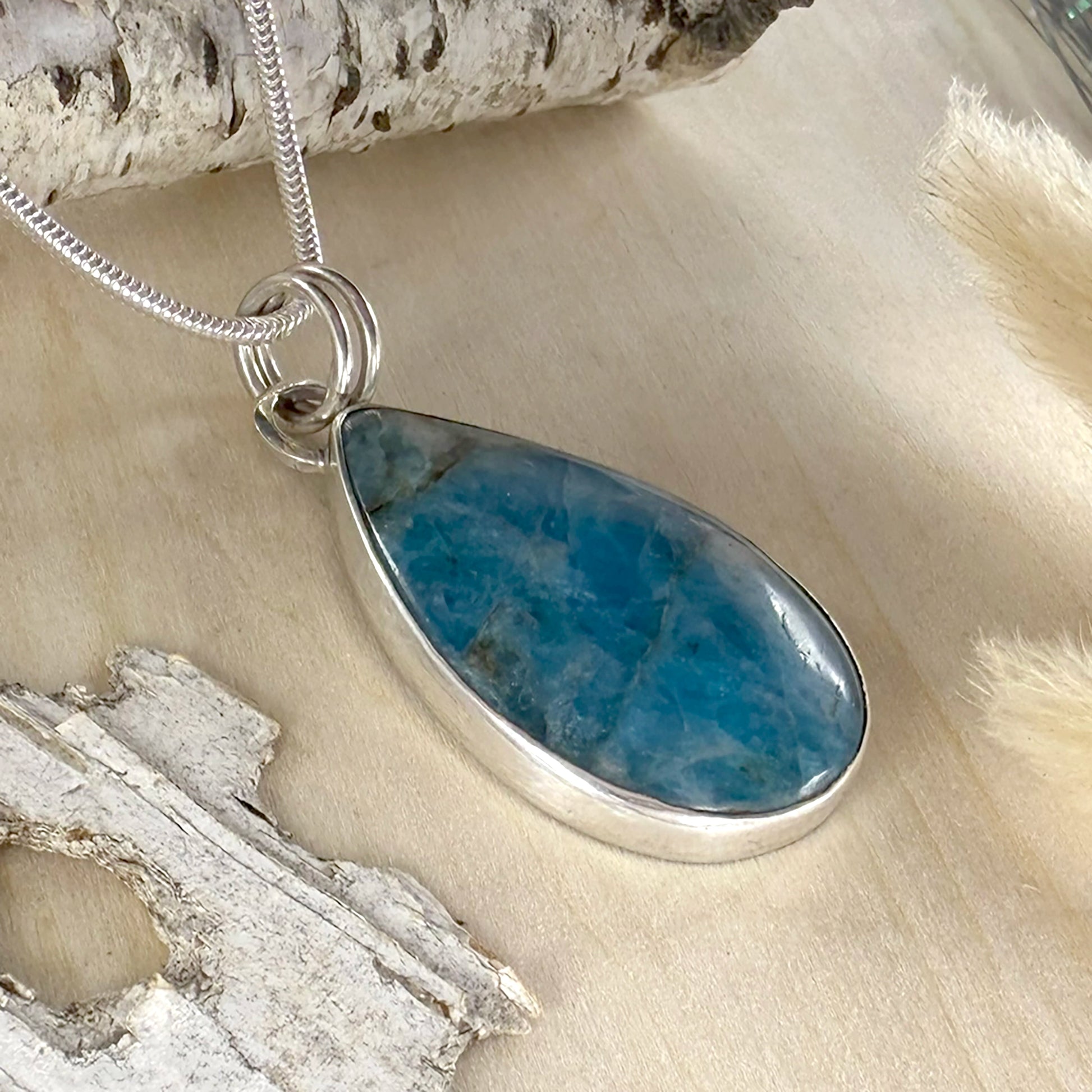 Apatite Pendant Necklace - Stone Treasures by the Lake