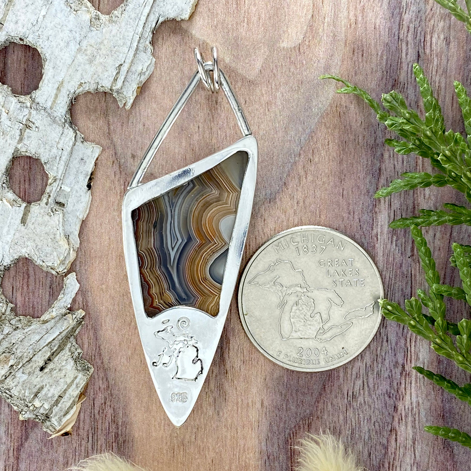 Laguna Lace Agate Pendant Back View - Stone Treasures by the Lake