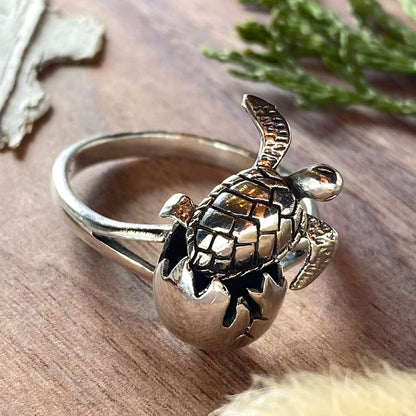 Sterling Silver Hatching Turtle Ring Front View II - Stone Treasures by the Lake