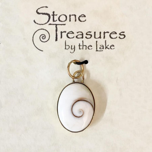 Shiva Shell Pendant - Stone Treasures by the Lake